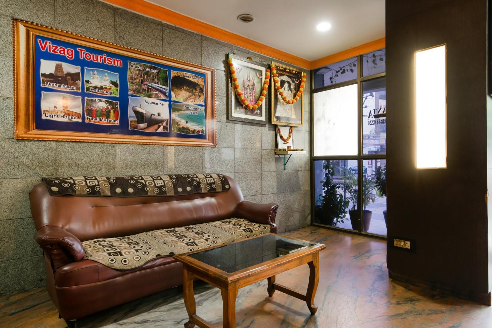 Spot On Hotel Manikanta Residency Visakhapatnam Esterno foto